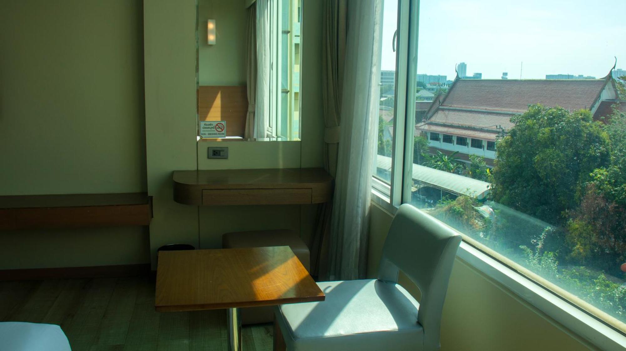 Riverside Bangkok Hotel Buitenkant foto